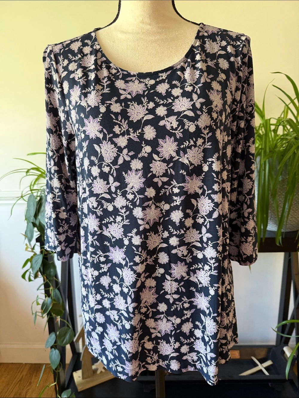 J.Jill Navy Floral Scoop Neck Top with Lilac Flowers